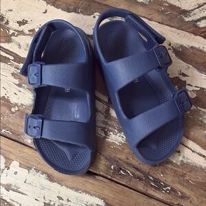 OshKosh B'gosh Blue Sandals with Arch Support and Waterproof Design